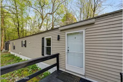  2606 Oakwood Court, East Stroudsburg, PA 18302 - Photo 7