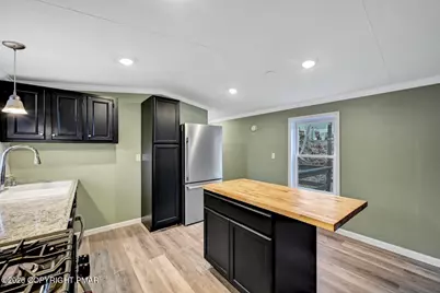  2606 Oakwood Court, East Stroudsburg, PA 18302 - Photo 17