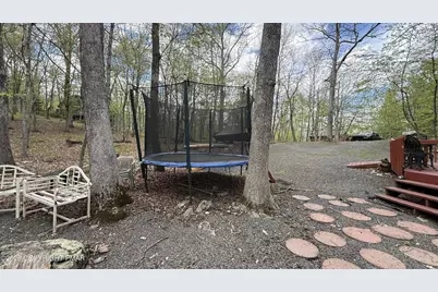  5933 Decker Road, Bushkill, PA 18324 - Photo 7