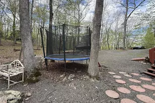 5933 Decker Rd, Bushkill, PA 18324 - Photo 7