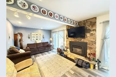  5933 Decker Road, Bushkill, PA 18324 - Photo 9