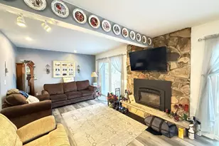 5933 Decker Rd, Bushkill, PA 18324 - Photo 9