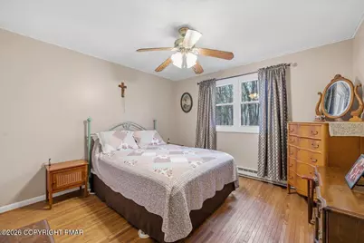  1249 Lexington Avenue, Pocono Summit, PA 18346 - Photo 5