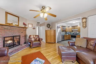  1249 Lexington Avenue, Pocono Summit, PA 18346 - Photo 15