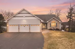 281 Bear Creek Lake Dr, Jim Thorpe, PA 18229 - Photo 1