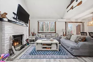 47 Warbler Ct, Lake Harmony, PA 18624 - Photo 3