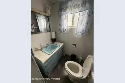  81 Carroll Street, Pittston, PA 18640 - Photo 11