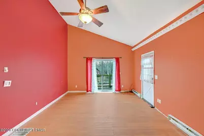  6263 Park Place, Tobyhanna, PA 18466 - Photo 9