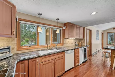  5290 Woodland Avenue, Pocono Pines, PA 18350 - Photo 17