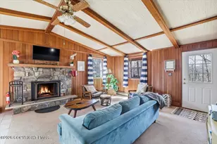 281 Packanack Dr, Gouldsboro, PA 18424 - Photo 5