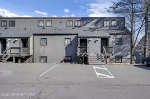 19 Middle Village Way, Tannersville, PA 18372 - Photo 1