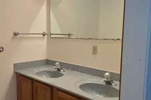 1095 Salamanca Dr, Tobyhanna, PA 18466 - Photo 11