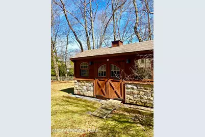  536 Highland Drive, East Stroudsburg, PA 18302 - Photo 11