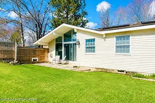 536 Highland Dr, East Stroudsburg, PA 18302 - Photo 5