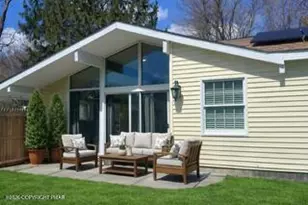 536 Highland Dr, East Stroudsburg, PA 18302 - Photo 7