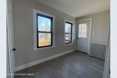  245 Washington Street #2nd fl, East Stroudsburg, PA 18301 - Photo 3