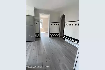  245 Washington Street #2nd fl, East Stroudsburg, PA 18301 - Photo 13