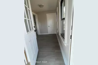  245 Washington Street #2nd fl, East Stroudsburg, PA 18301 - Photo 5