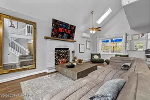 1489 Belgravia Dr, Tobyhanna, PA 18466 - Photo 3