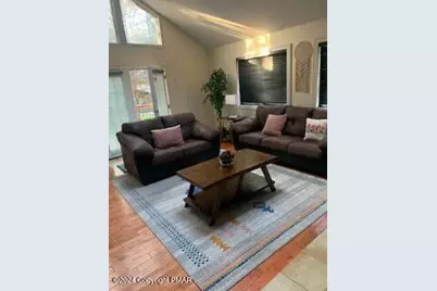  112 Messerle Court, Bushkill, PA 18324 - Photo 3