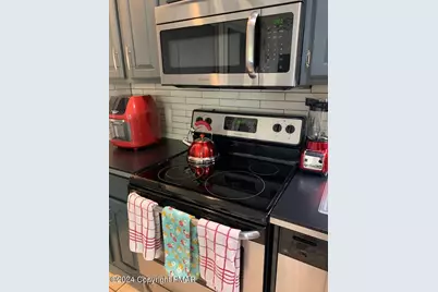  112 Messerle Court, Bushkill, PA 18324 - Photo 11