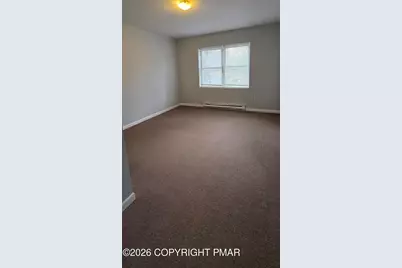  655 Country Place Drive, Tobyhanna, PA 18466 - Photo 11