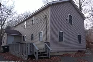 655 Country Pl Dr, Tobyhanna, PA 18466 - Photo 1