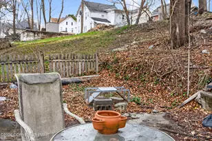 627-629 S Main St, Bangor, PA 18013 - Photo 9