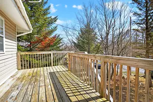 7648 Rainbow Dr, Tobyhanna, PA 18466 - Photo 5