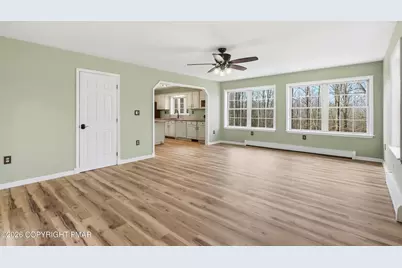  113 Cindy Court, Newfoundland, PA 18445 - Photo 5