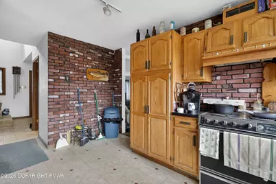  650 Chapman Lake Road, Scott Township, PA 18433 - Photo 9