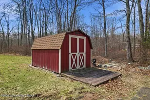 356 Jennifer Ln, Tannersville, PA 18372 - Photo 9