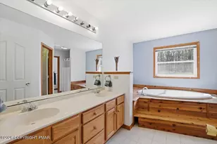 356 Jennifer Ln, Tannersville, PA 18372 - Photo 41