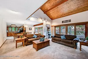 96 Wolf Hollow Rd, Lake Harmony, PA 18624 - Photo 13