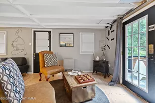 111 Sweet Pea Ln, Pocono Pines, PA 18350 - Photo 9