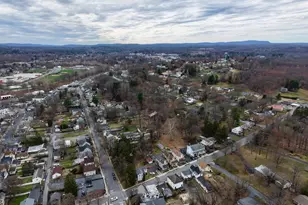 402 N 8th St, Stroudsburg, PA 18360 - Photo 19