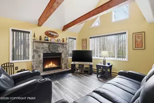 124 Country Club Dr, Thornhurst, PA 18424 - Photo 13