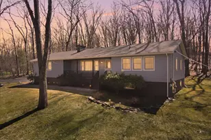 20 Huckleberry Dr, East Stroudsburg, PA 18302 - Photo 3