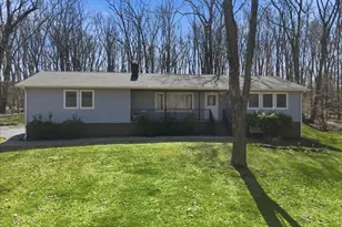 20 Huckleberry Dr, East Stroudsburg, PA 18302 - Photo 5