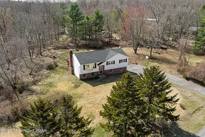  109 Pleasant Lane, Stroudsburg, PA 18360 - Photo 13