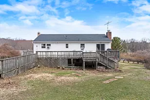 109 Pleasant Ln, Stroudsburg, PA 18360 - Photo 9