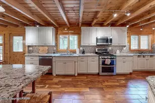 899 Lower Swiftwater Rd, Cresco, PA 18326 - Photo 7