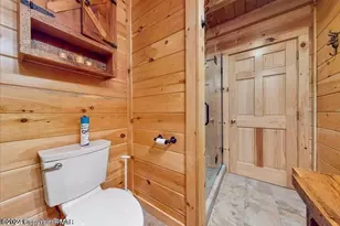 899 Lower Swiftwater Rd, Cresco, PA 18326 - Photo 21