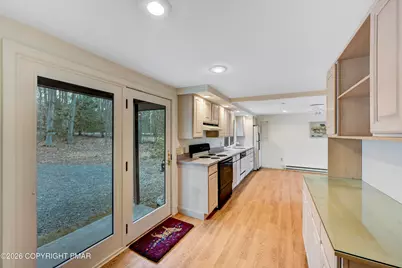  6174 Lakeview Drive, Pocono Pines, PA 18350 - Photo 5