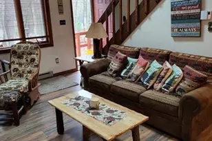 104 Country Club Dr, Thornhurst, PA 18424 - Photo 3