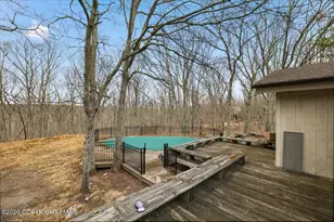 281 Forest Dr, Canadensis, PA 18325 - Photo 43