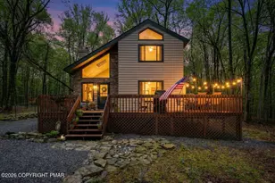 11 Fawn Ct, Covington Township, PA 18424 - Photo 3