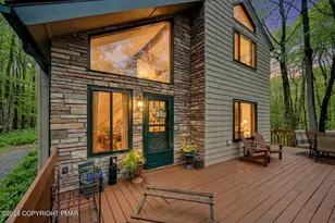 11 Fawn Ct, Covington Township, PA 18424 - Photo 7