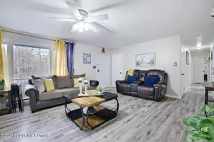 124 Shawnee Dr, Pocono Lake, PA 18347 - Photo 17