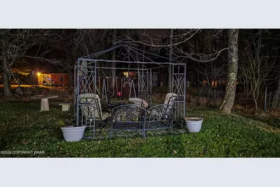  124 Shawnee Drive, Pocono Lake, PA 18347 - Photo 13